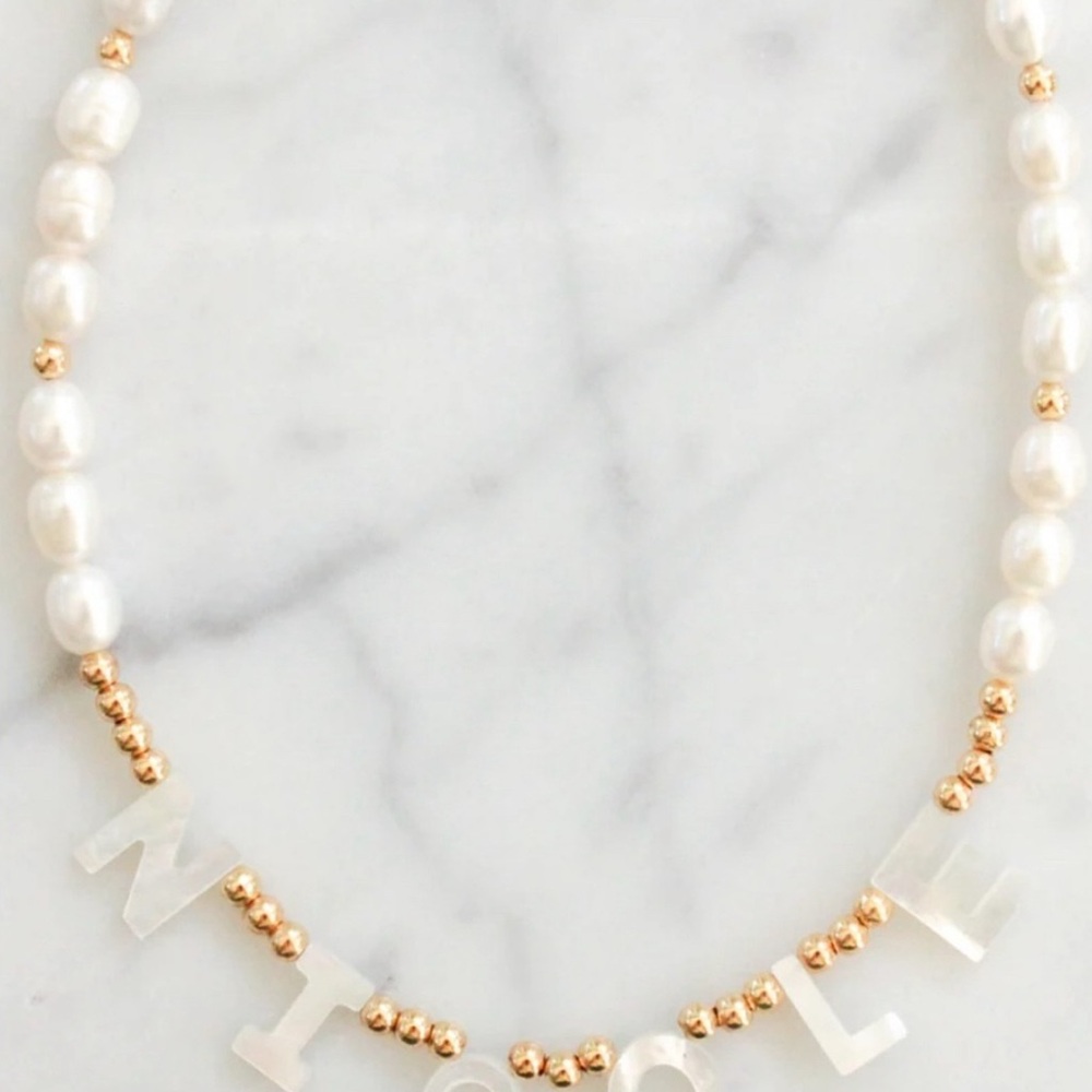 Elegant Pearl and Gold Beaded Necklace